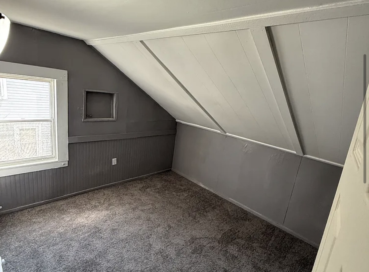 6 Mill Road — upper-level bedroom