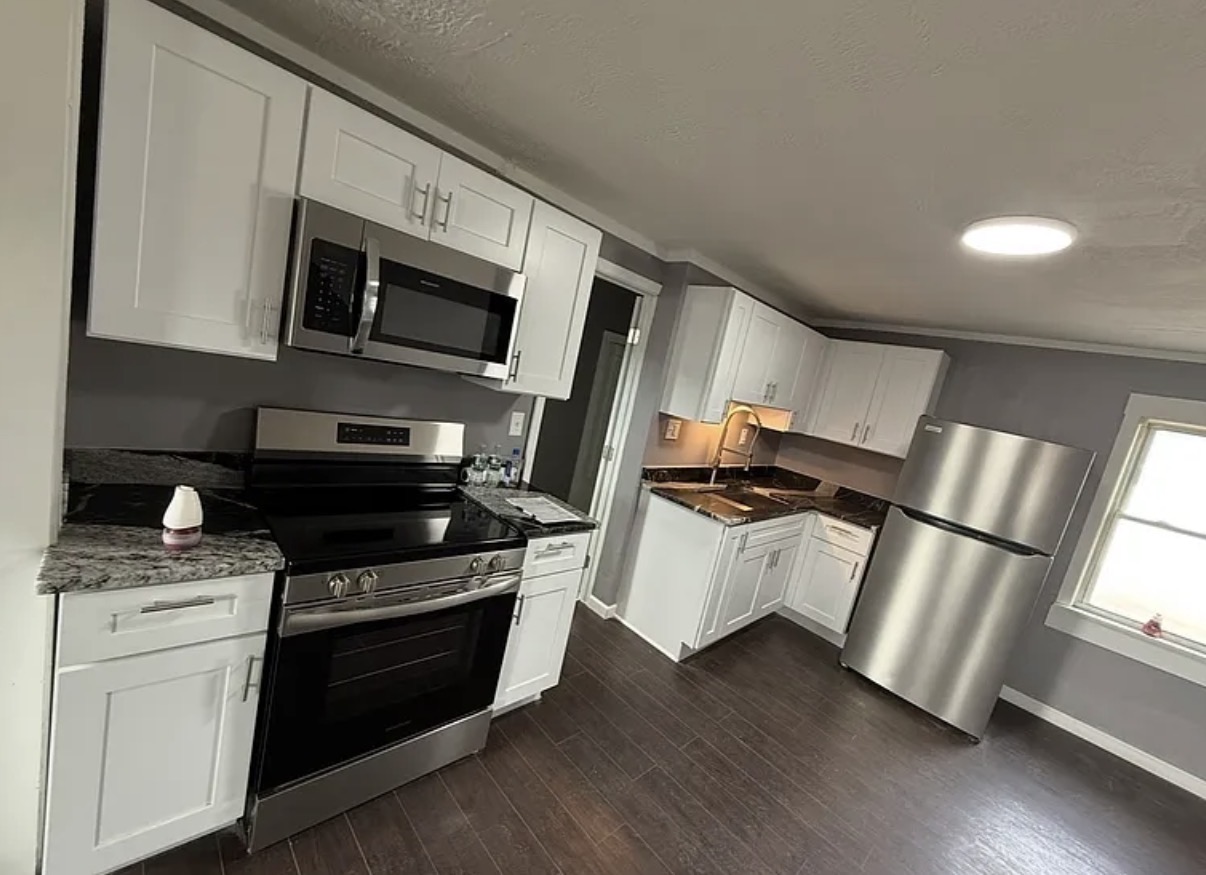 6 Mill Road — kitchen with stainless appliances